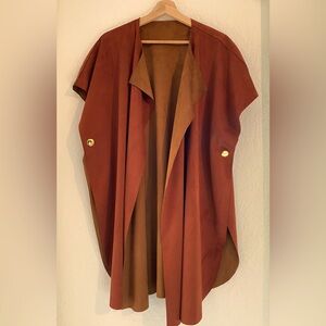 🤎🍄‍🟫NEW 🌟 Chicos REVERSIBLE Faux Suede Poncho/Cape